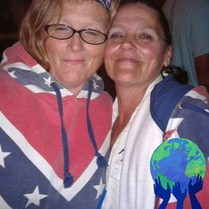 Meet your Posher, Larry